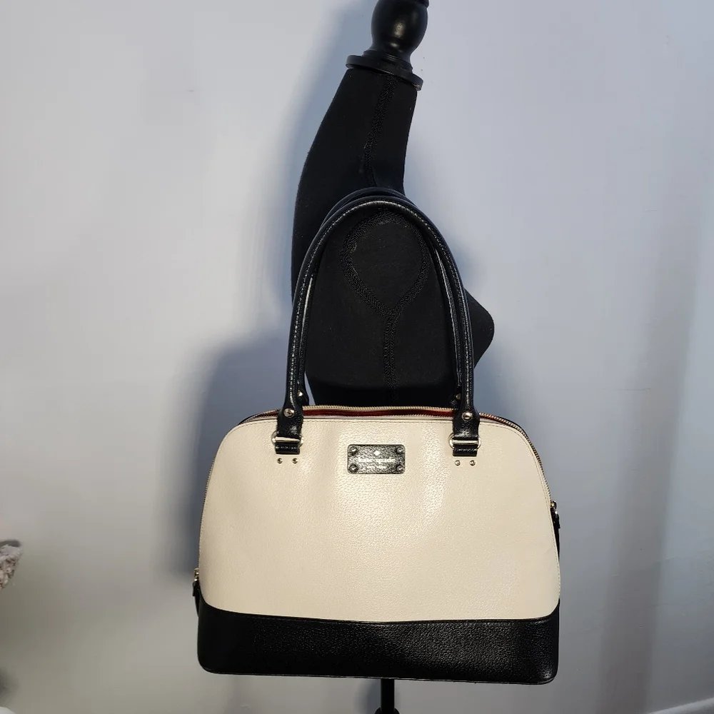 Kate Spade Black and White Satchel with Classic Design - Picture 13 of 16